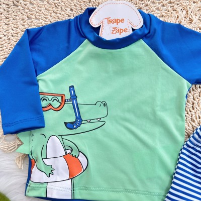 Linha Praia - Blusa com Proteção UV50 Jacaré + e Sunga - Verde e Azul